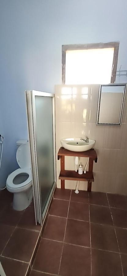 Elisa Homestay Areguling Kuta  外观 照片