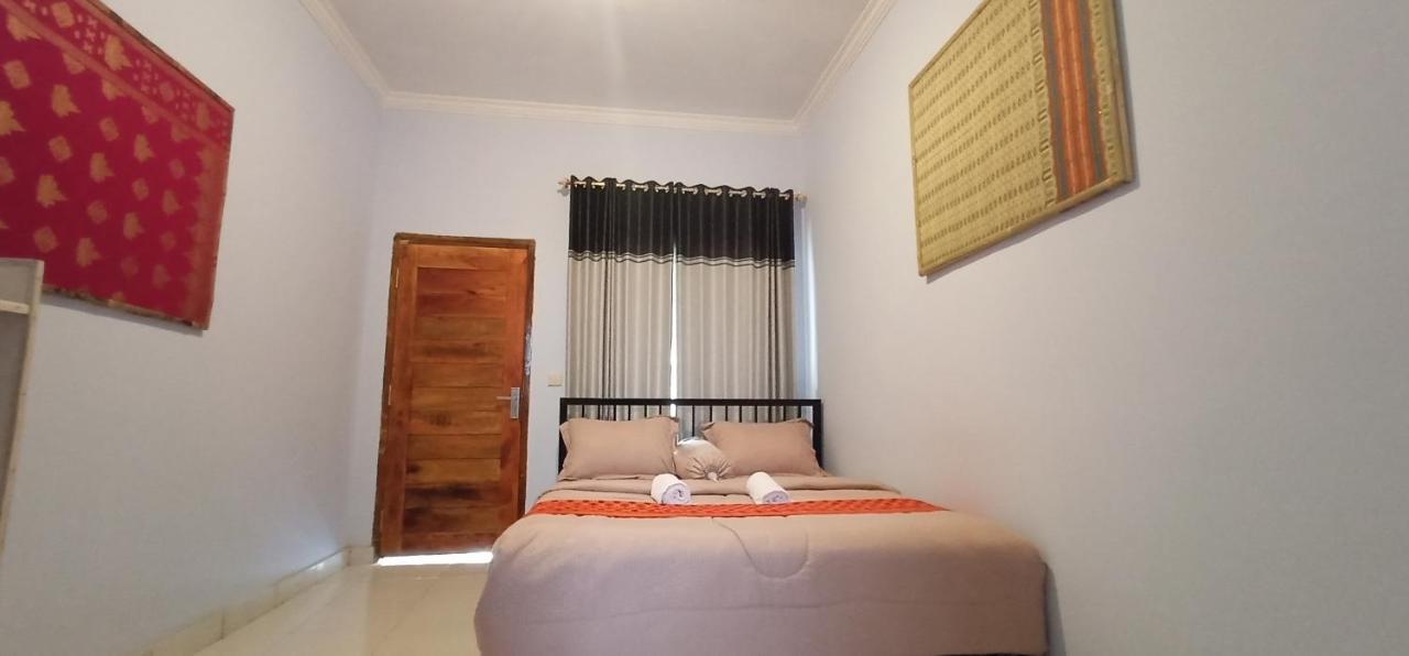 Elisa Homestay Areguling Kuta  外观 照片