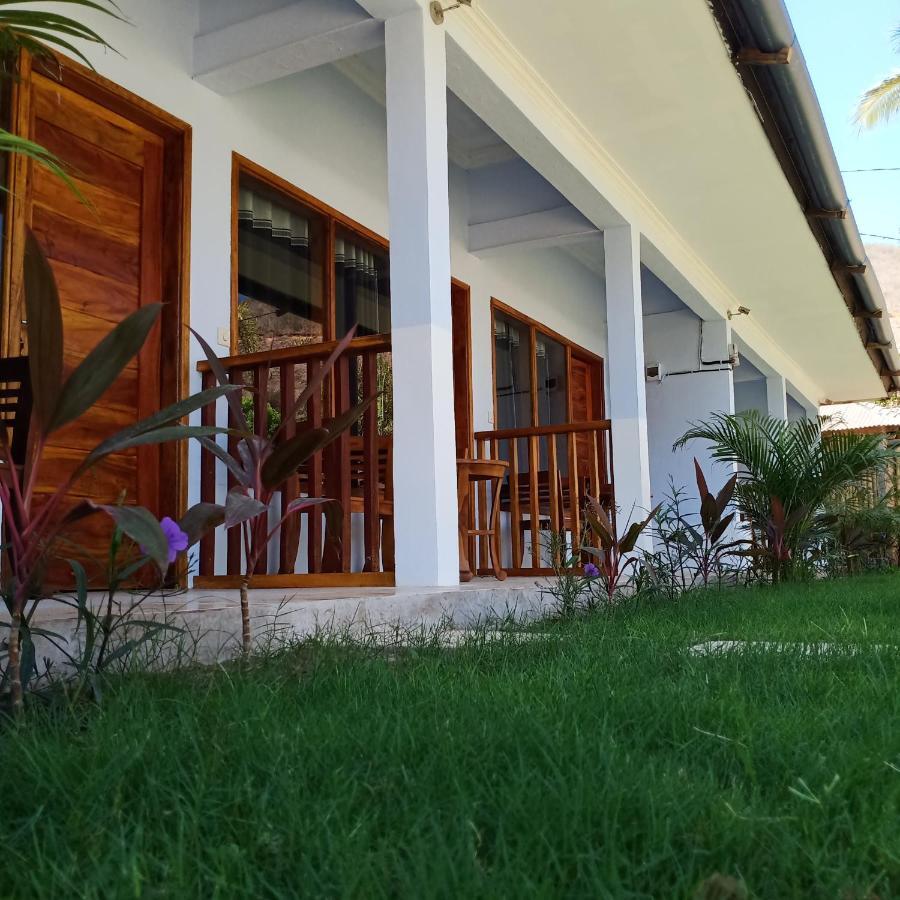 Elisa Homestay Areguling Kuta  外观 照片